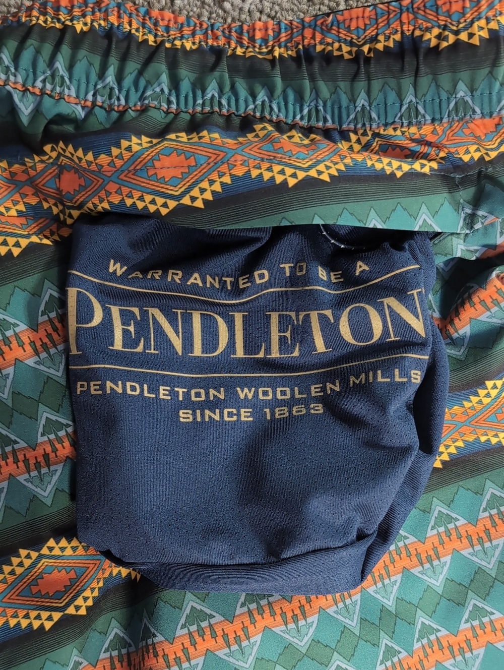 Pendleton Wildland Heroes Shoreside Pack-N-Go Lined Trunks Sz XXL in Aztec Print - Picture 11 of 16